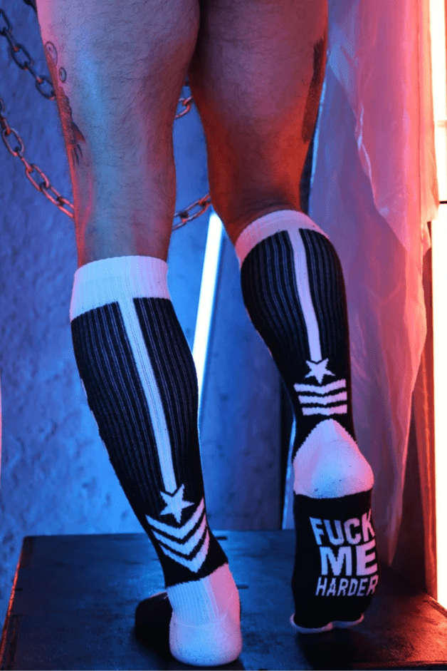 BREEDWELL Cockpit Socks Soft Yarn Fabric Long Sock in Black 536