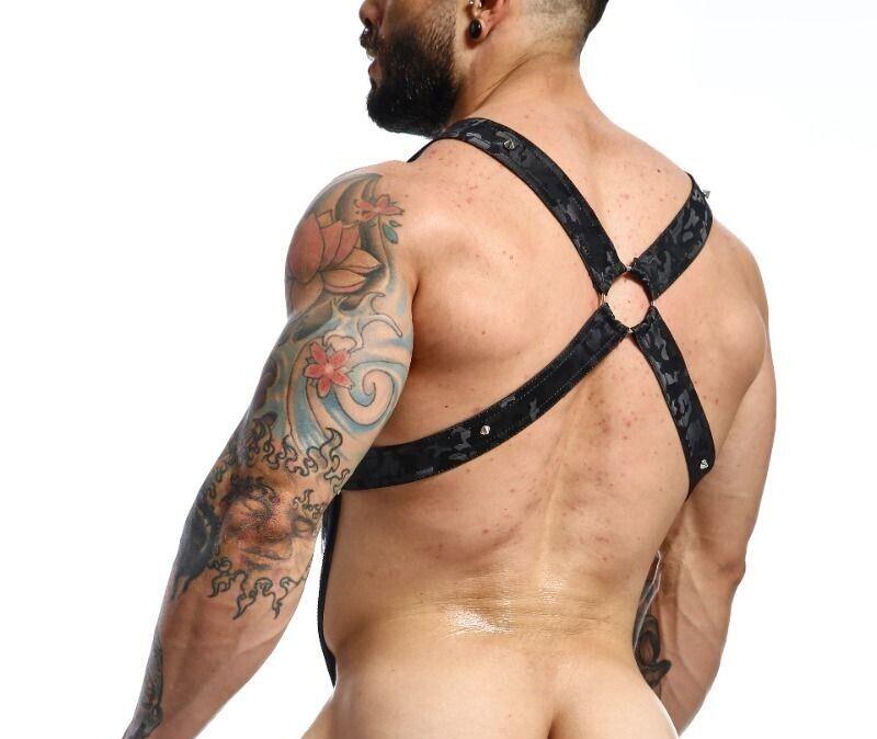 MOB DNGEON Cross C - Ring Harness One Size Adjustable Straps Black - Camo DMBL072