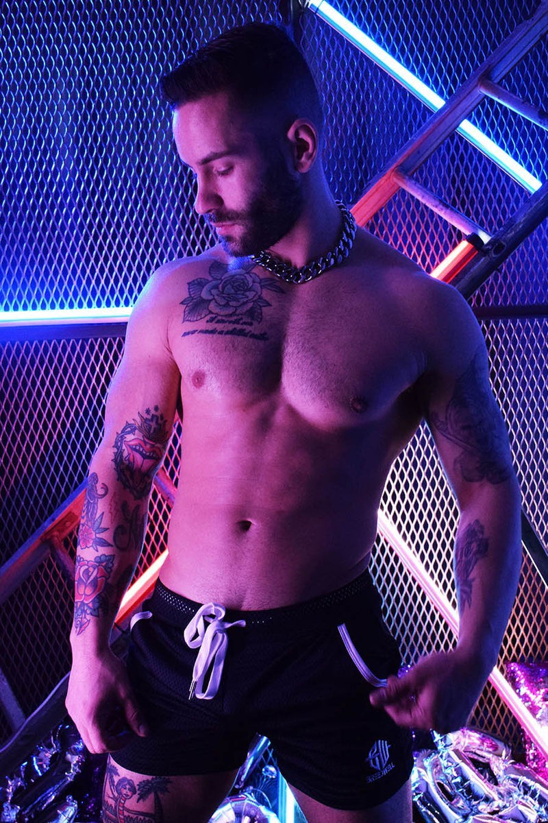 BREEDWELL Shorts Show Off “Tree Trunks'' Cruiser Short Stretchable Mesh Black 13B - SexyMenUnderwear.com