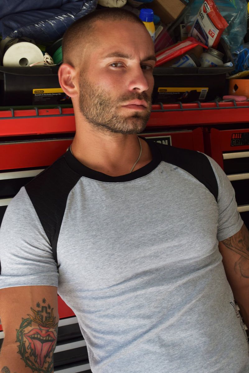 BREEDWELL T-Shirt PROWLER Tee Leather-Look D-Ring PVC Logo Grey Heather 22